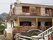 Apartmani L. Z. - Starigrad